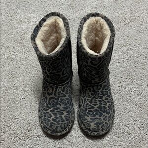 BearPaw leopard print boots